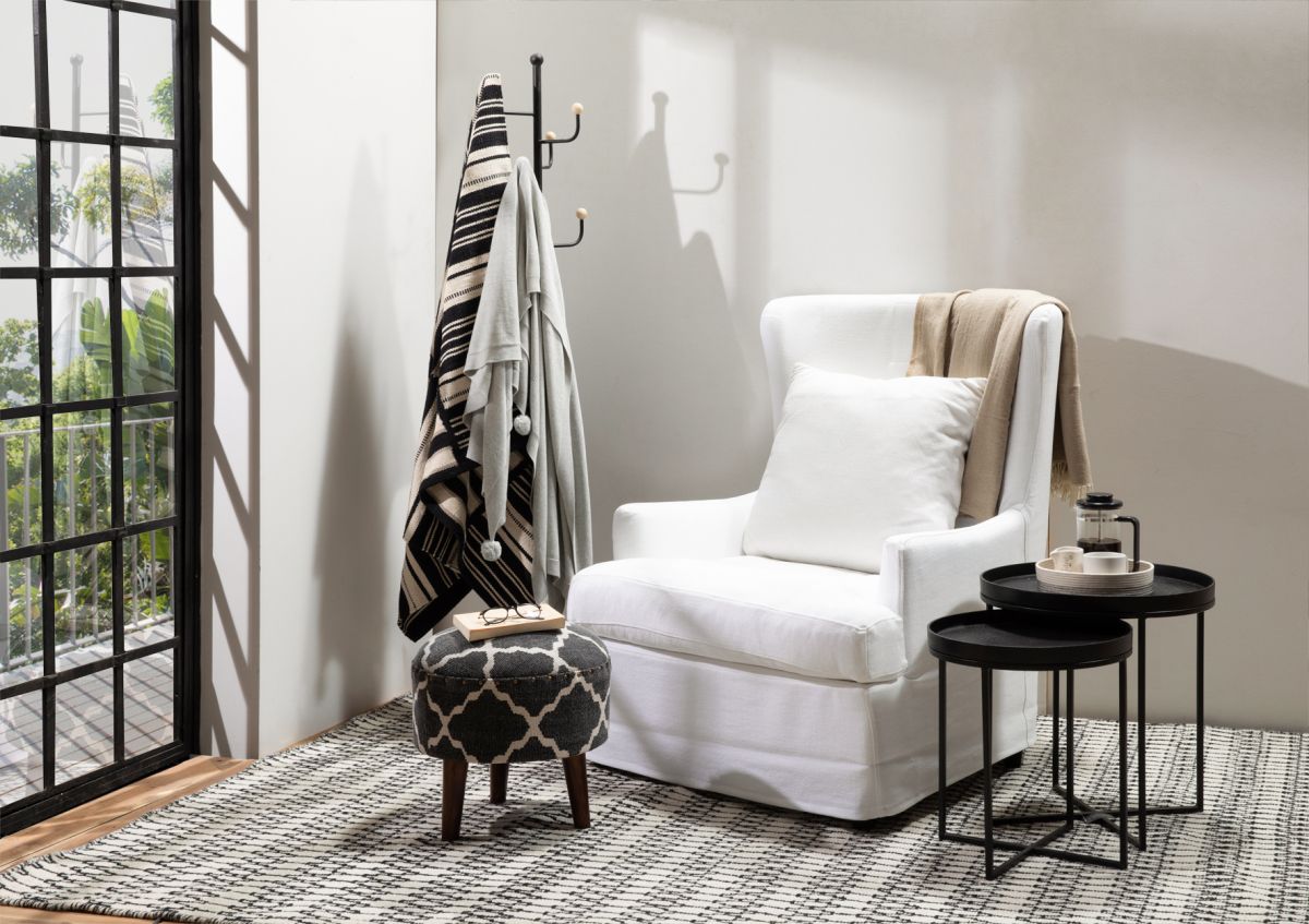 White slipcover wingback chair clearance